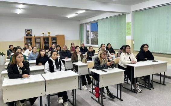«Жасөспірім тәрбиесіндегі отбасының рөлі және қауіпсіздік мәселелері»